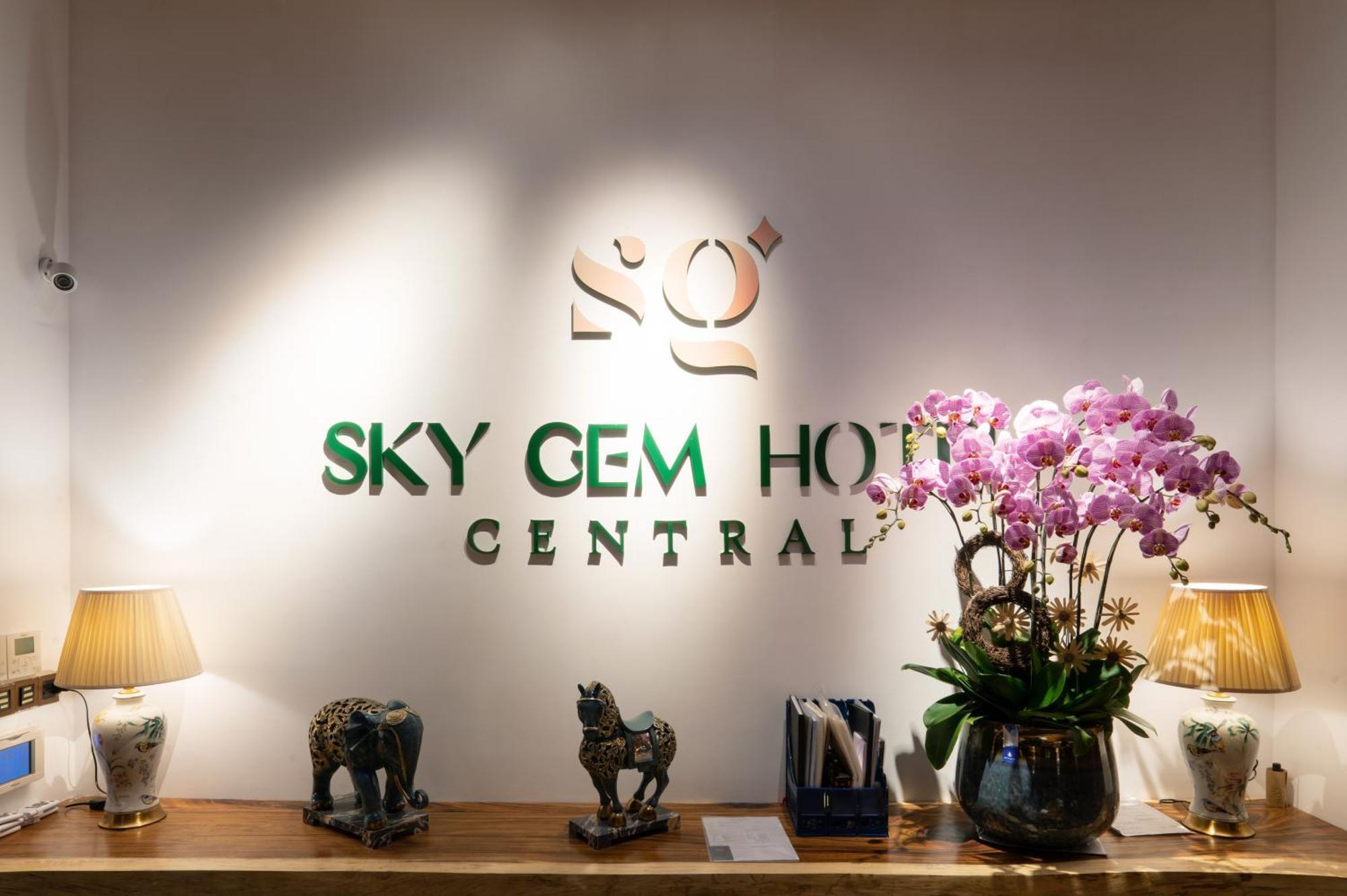 Sky Gem Central Hotel Ho Chi Minh-stad Buitenkant foto